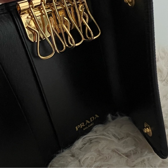 Prada Key Holder - Picture 5 of 6